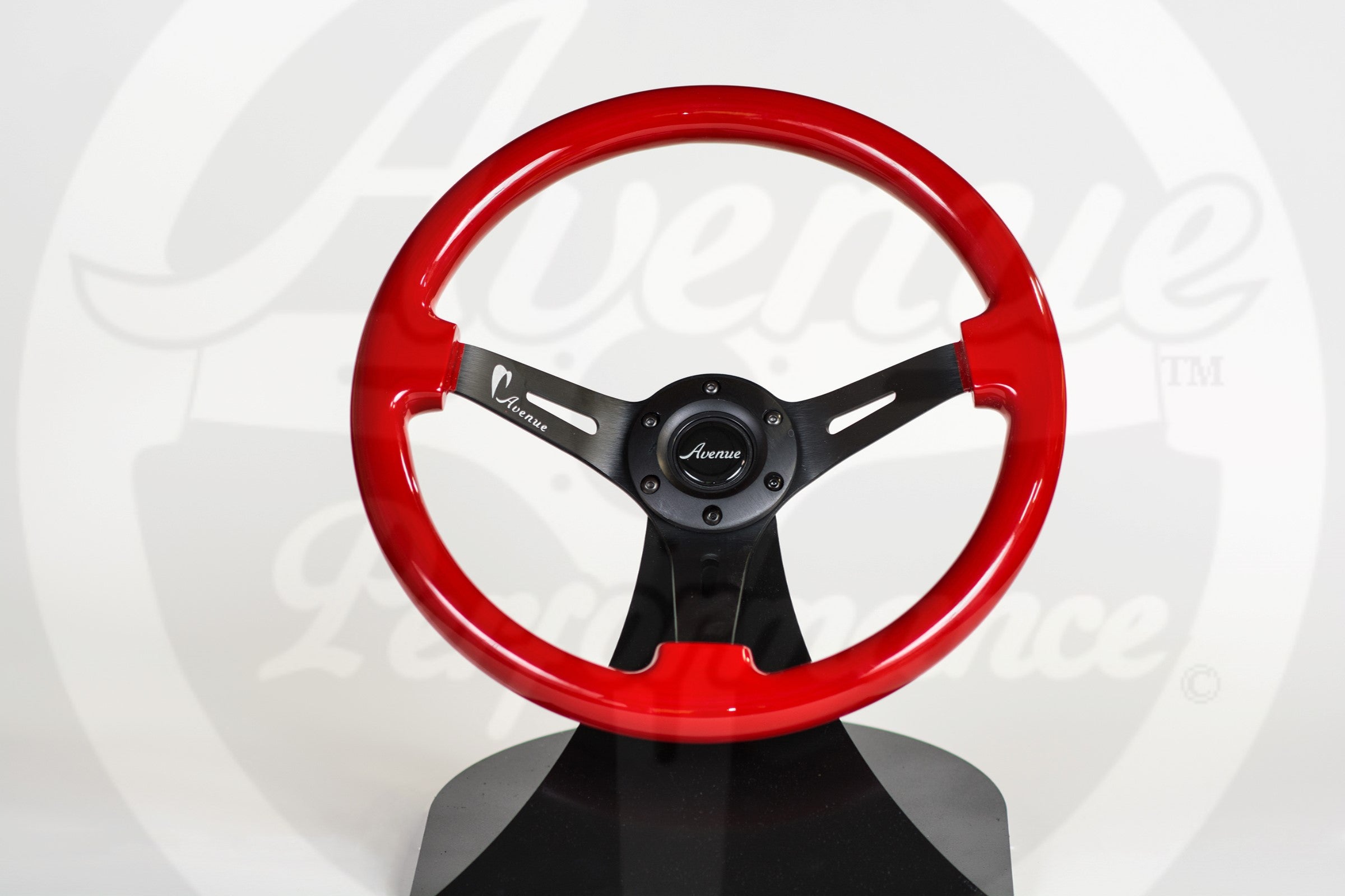 Avenue Performance　 キャンディーレッド　 ステアリング アベニューパフォーマンス レッドレザーxブラックスポーク