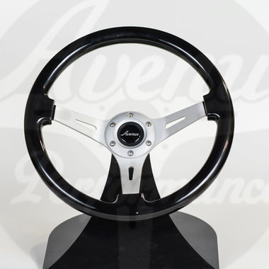 AVENUE RAVEN BLACK/ BRUSHED ALUMINUM SPOKES STEERING WHEEL