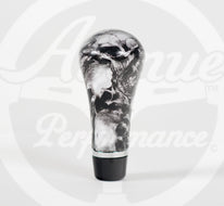 AVENUE WHITE SKULLS POMMEL SHIFT KNOB